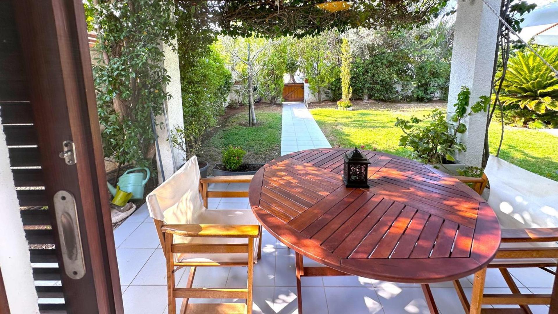 Villa Amy With A Pool In Porto Hydra By Goutos Properties Thermisía Exteriér fotografie